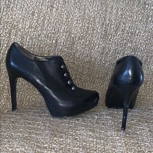 Carlo Santana, Black Platform Stilettos, Size 11